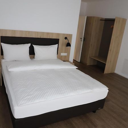 Hotel Baeren Gaertringen Ngoại thất bức ảnh