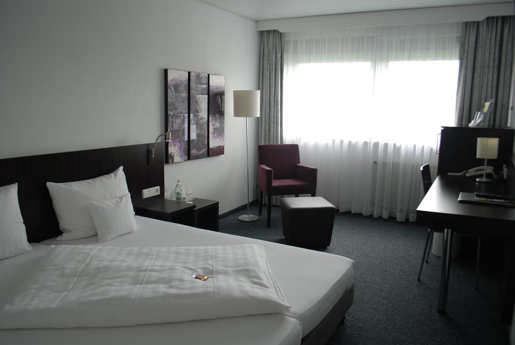 Hotel Baeren Gaertringen Ngoại thất bức ảnh
