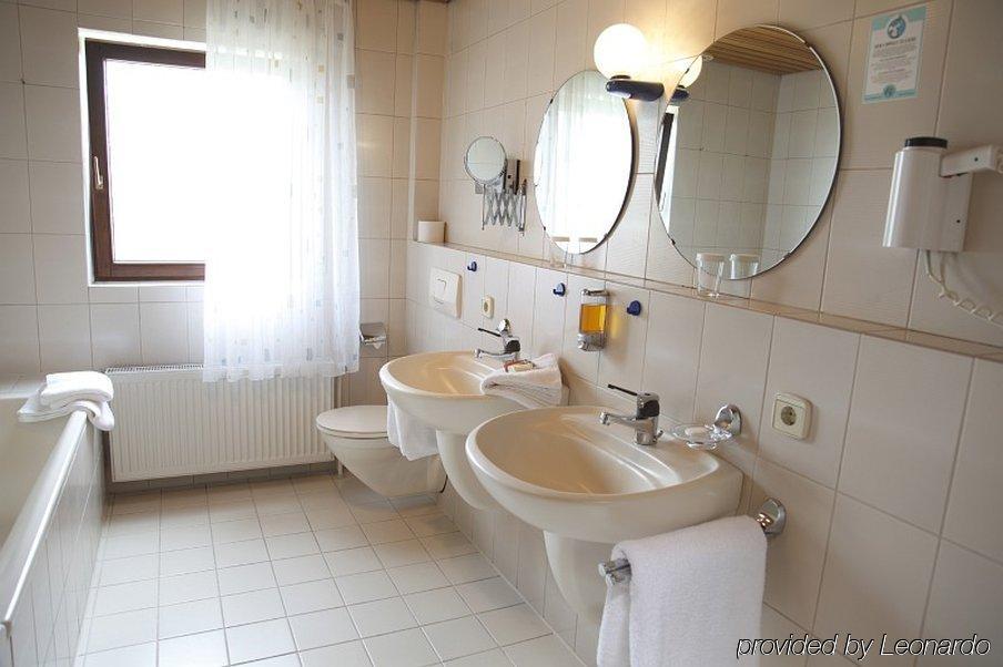 Hotel Baeren Gaertringen Phòng bức ảnh